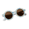 Little néerlandais de lunettes de soleil pour enfants