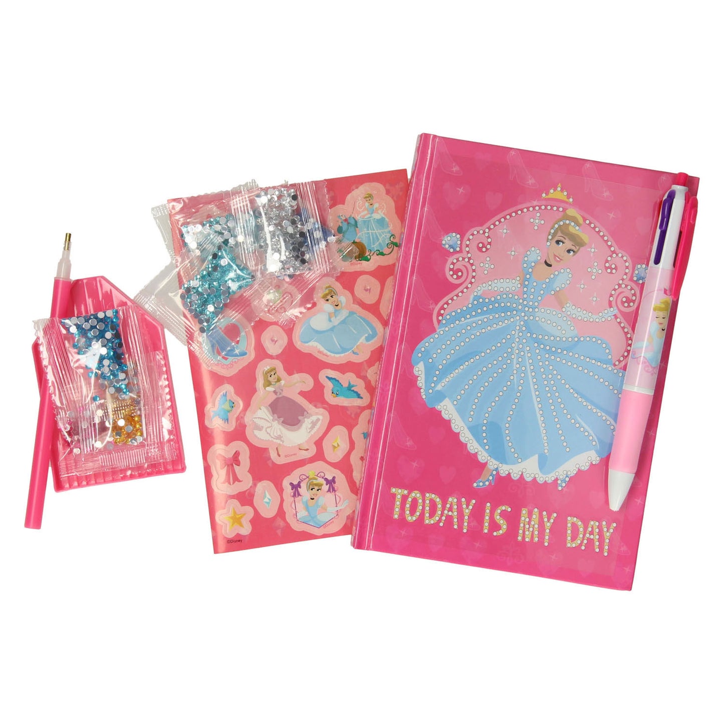 Décorer Disney Princess Diary avec des pierres de fermeture