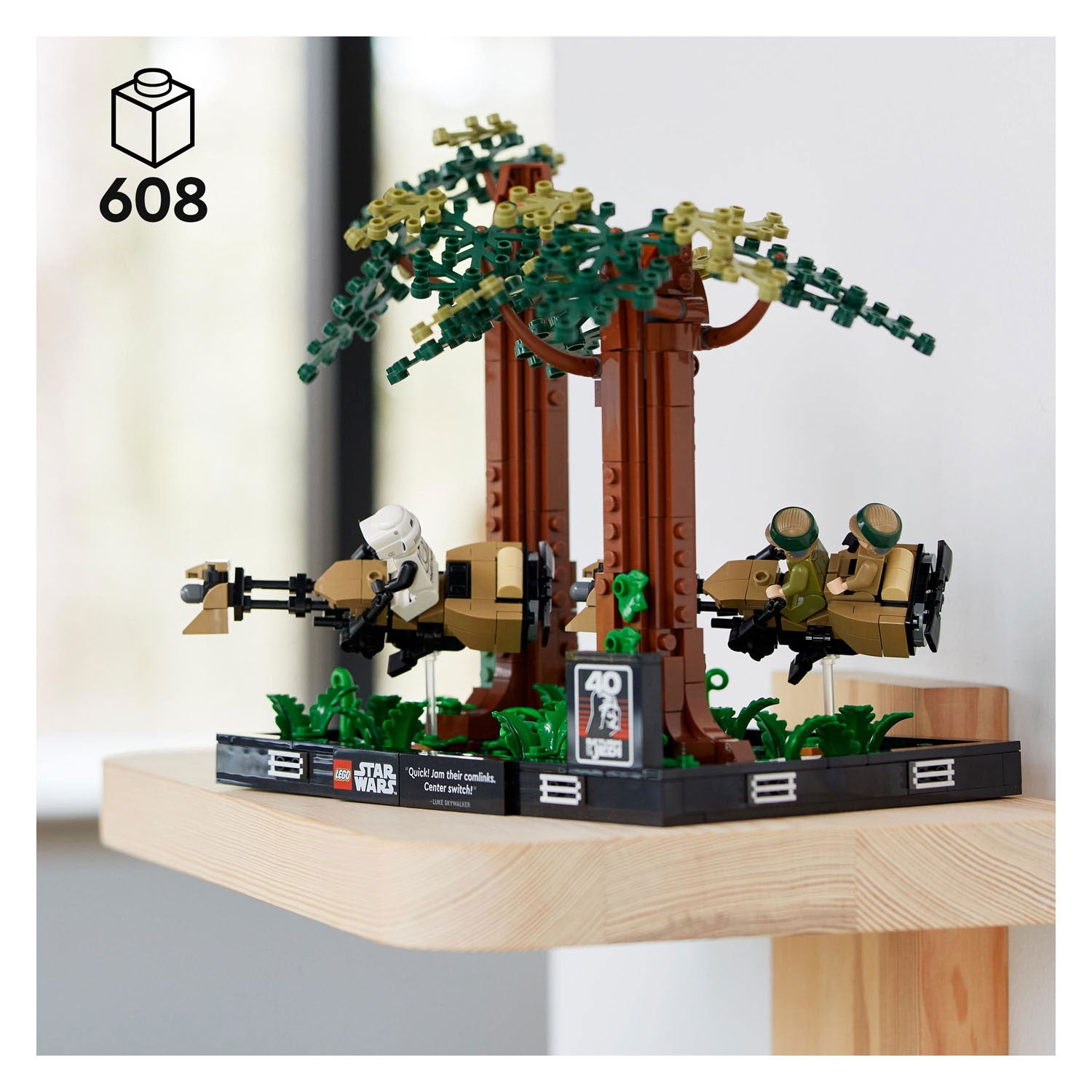 LEGO LEGO Star Wars 75353 Endor Speeder Pursuit Diorama