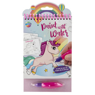 Peinture avec de l'eau de licorne