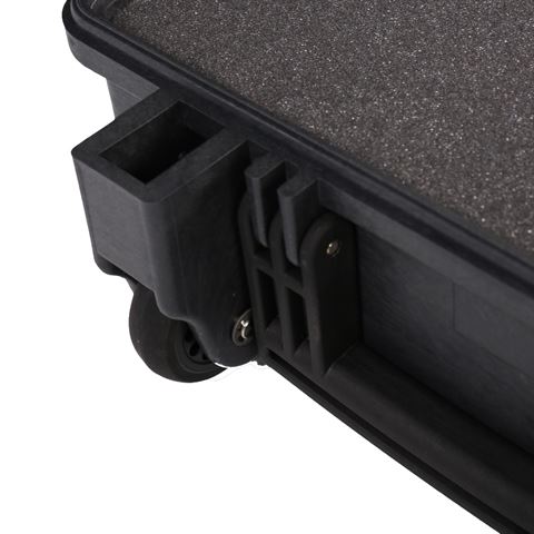 Études d'explorateur Rouge Ligne 13513 Case de canon avec cueillette de mousse
