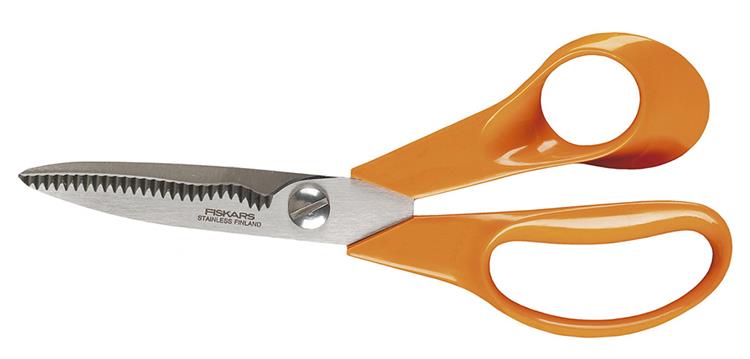 Fiskars 1060865 - ciseaux universels classiques 18cm | 1 pièce
