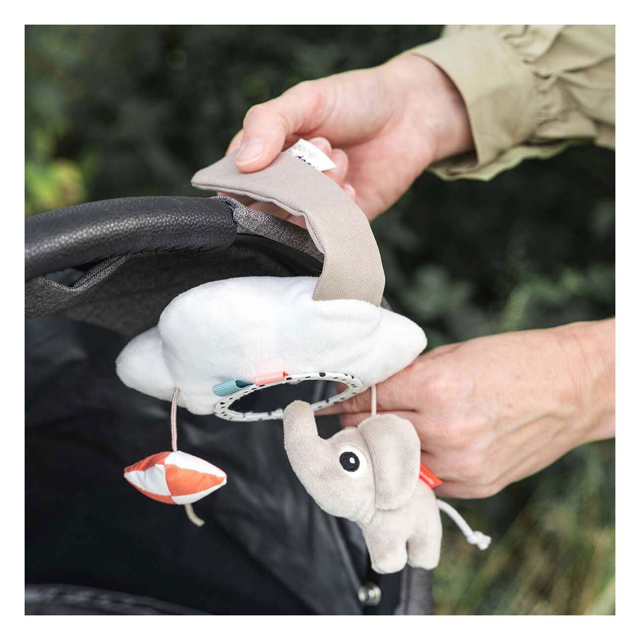 Fait par Deer Stroller Mobile Playground