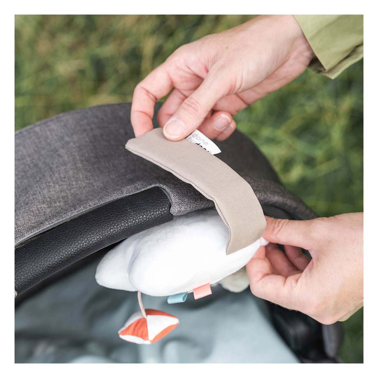 Fait par Deer Stroller Mobile Playground