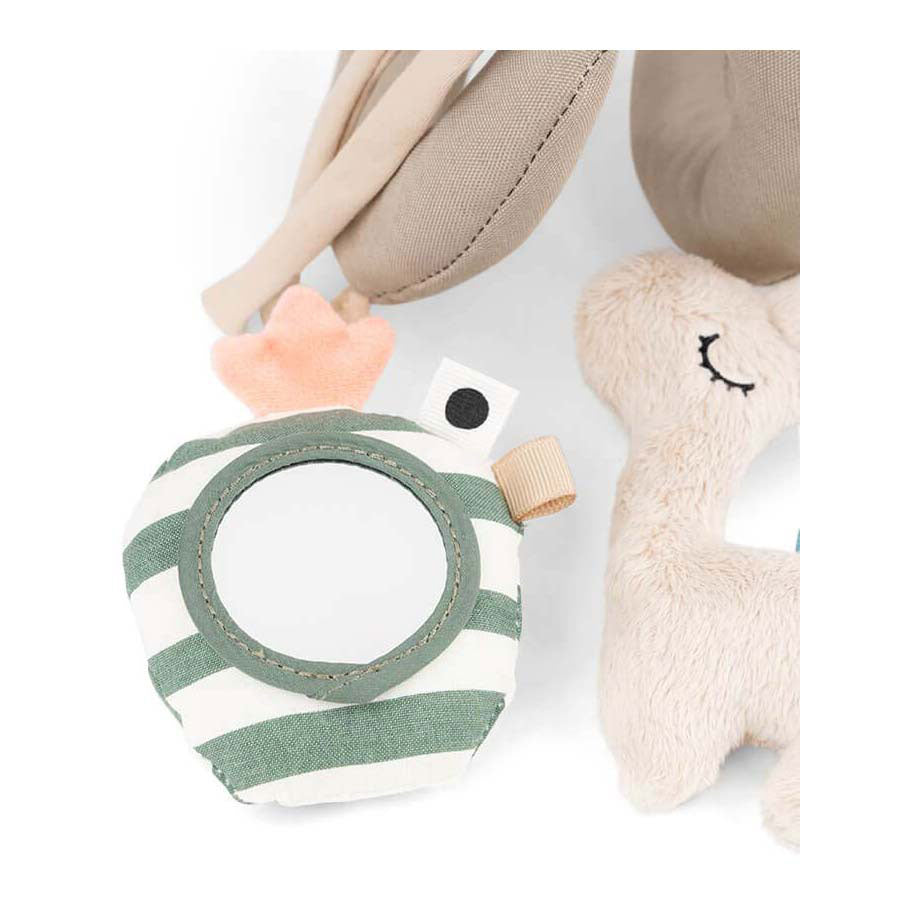 Fait par les activités de cerf spiral lalee beige