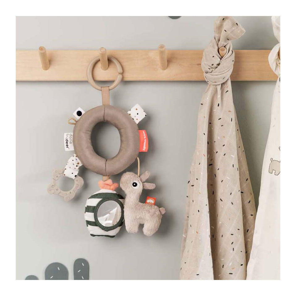 Fait par le cerf d'activité LALEE BEIGE