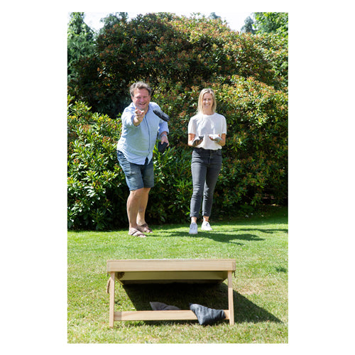 Tactique Cornhole Throwing Game