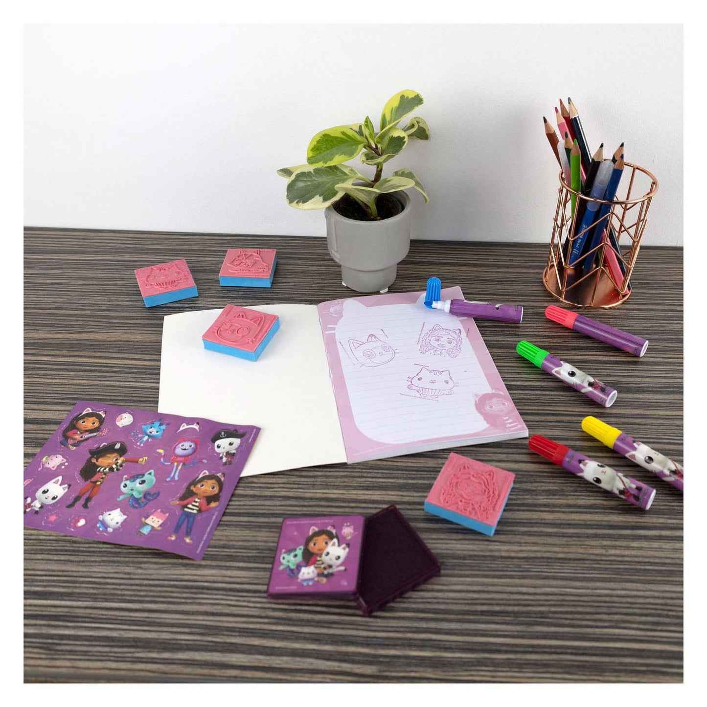 Ensemble de timbres à la maison de poupée Gabby's Gabby