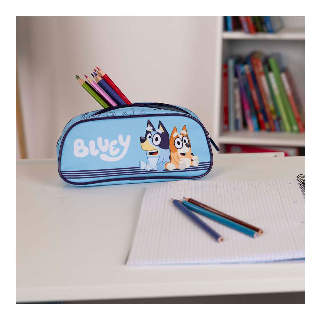 Trousse bleutée