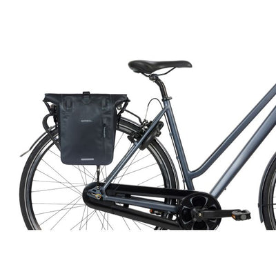 Basil sac de vélo simple rivo m bâche mik 12-15l 14 x 25 x 38 cm - noir