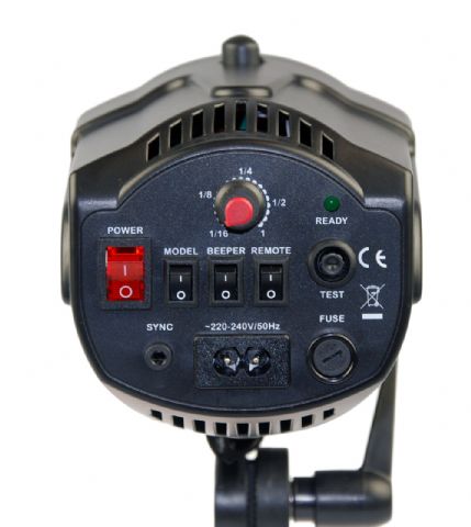 Ensemble de flash de studio Falcon Eyes SSK-2250D
