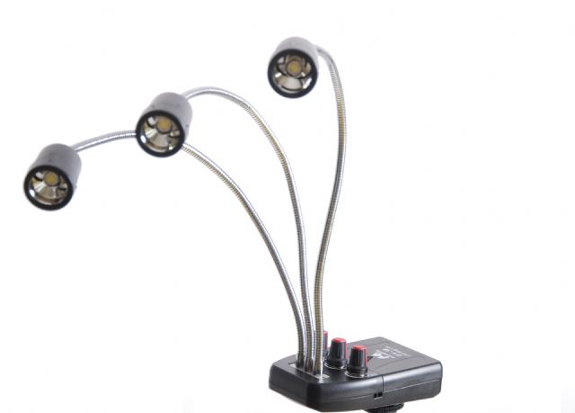 Falcon Eyes Macro LED Lampe DV-3B sur Batterie