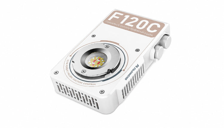Falcon Eyes RGBWW COB Ensemble de lampes LED de poche F120C