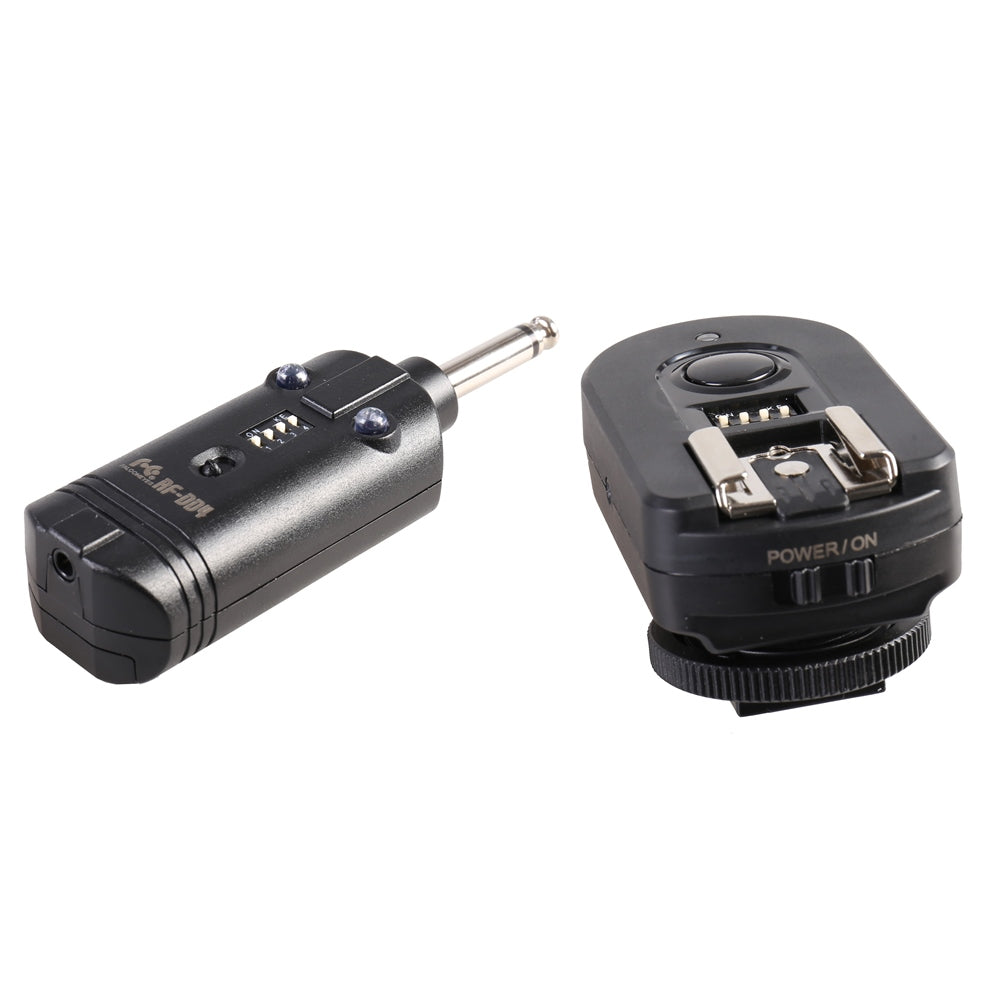 FALCON EYES RADIO TRIGGER SET RF-DD2.4 sur la batterie AAA