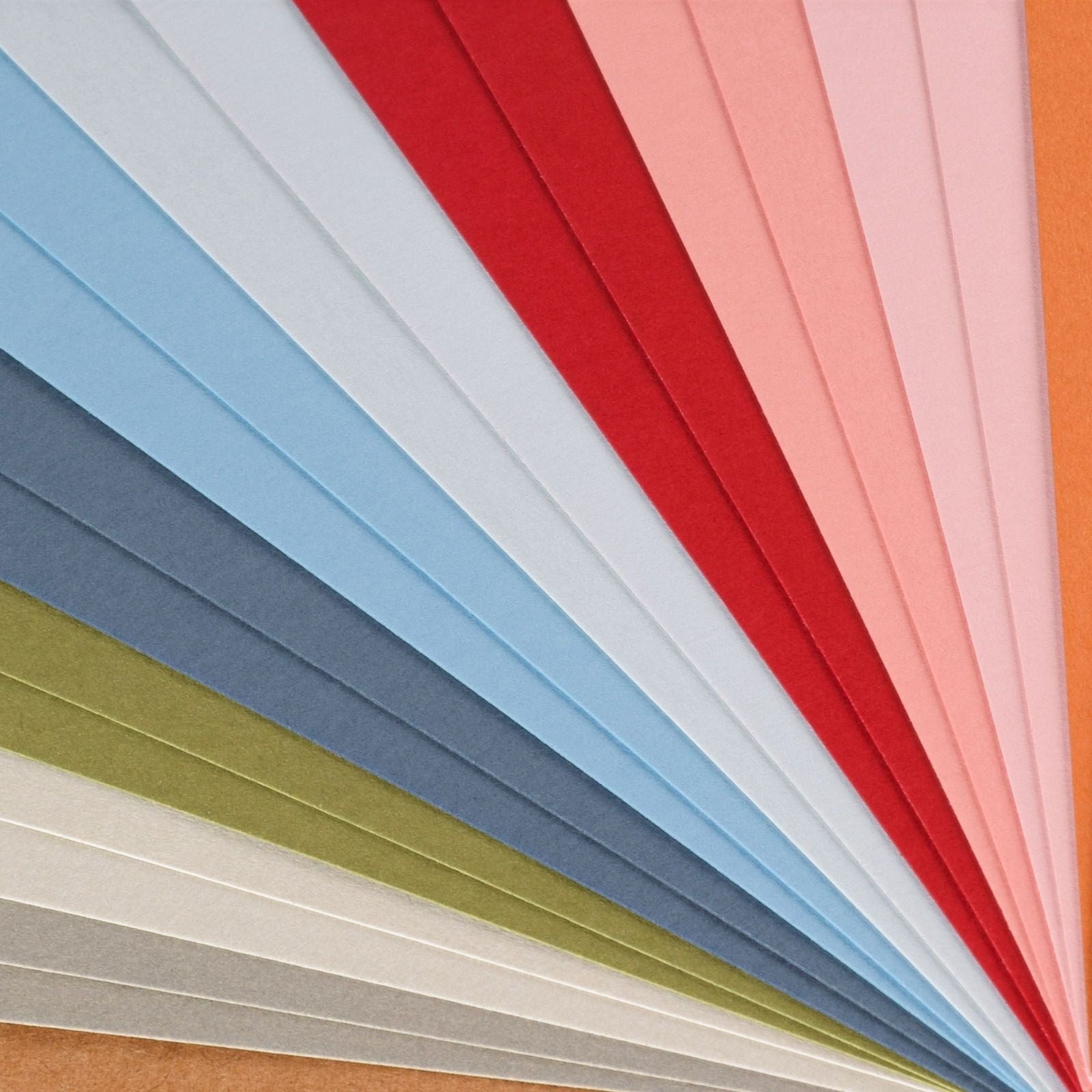 Florence • papier cartonné 216g lisse 30,5x30,5cm couleurs scandinaves 24x