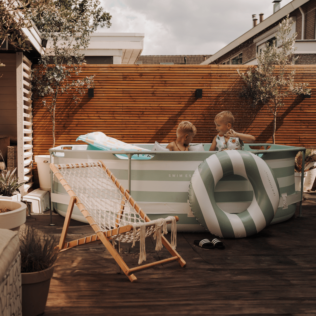 Essence | Piscine de design blanc vert autour de 305x76 cm incl. Accessoires