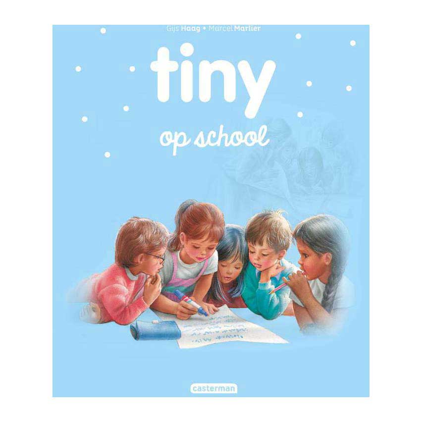 Une maison d'édition standard minuscule à l'école
