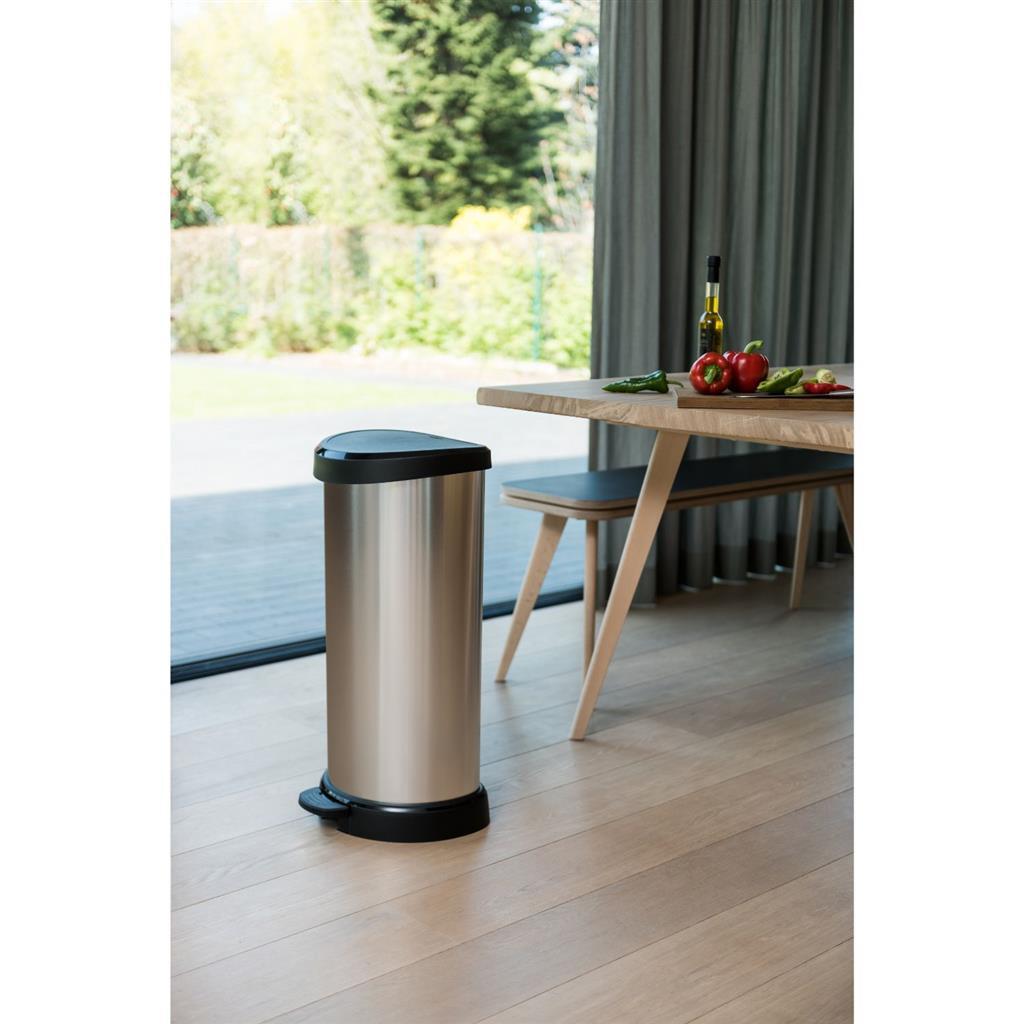 Curver Curver Decobin Pedal Bin ovaal 40L Silver Black