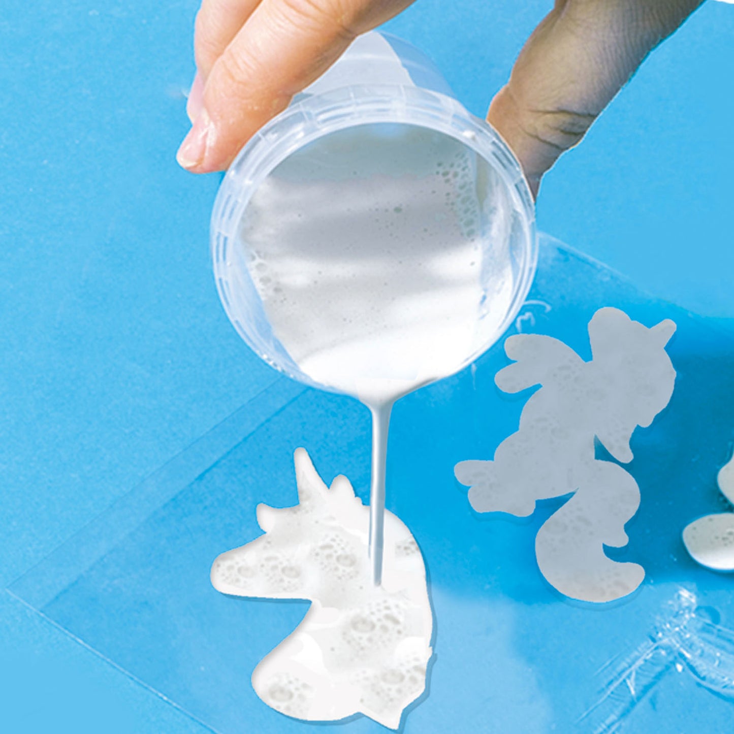 Ses Gieten et la peinture - Unicorns