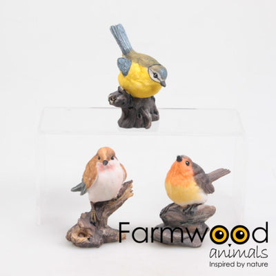 Animaux de ferme oiseau de bois de ferme sur souche de pierre 6x3,5x7cm