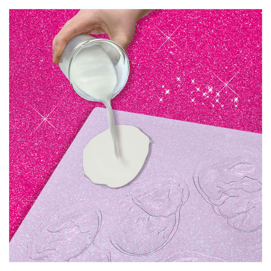 Ses Gieten et la peinture - Unicorn