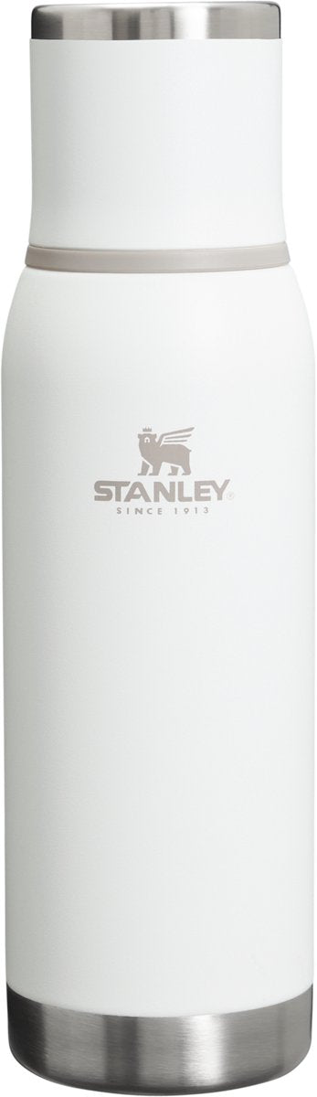 Bouteille thermos Stanley Adventure to-go 750 ml - 20 heures chaud - 25 heures froid - étanche - couvercle isotherme - sans BPA - bouchon verseur pour un versement contrôlé - antigel