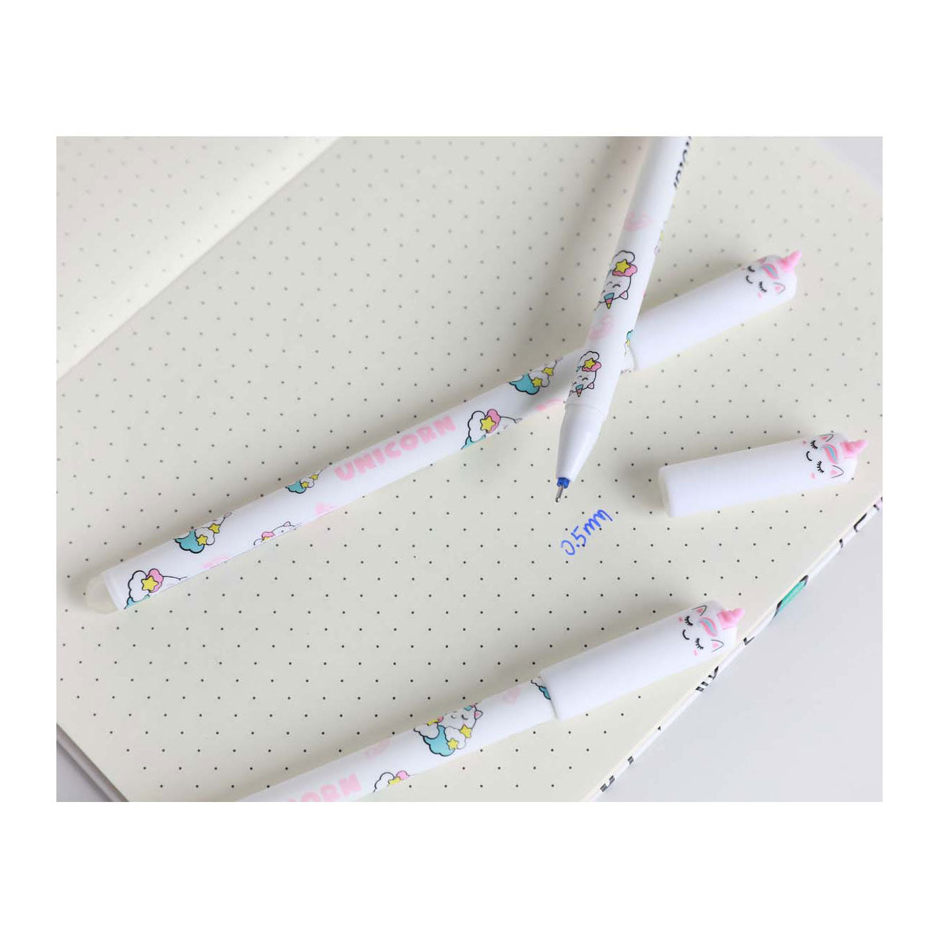 Stylo à bille excessive itotal avec une licorne de capuchon