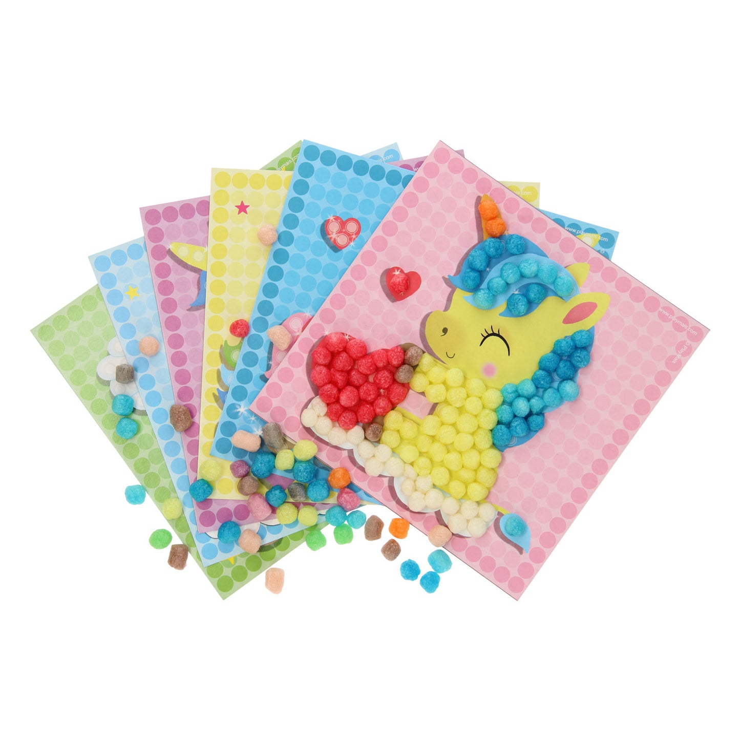 Les cartes Playmais mosaic décorent une licorne