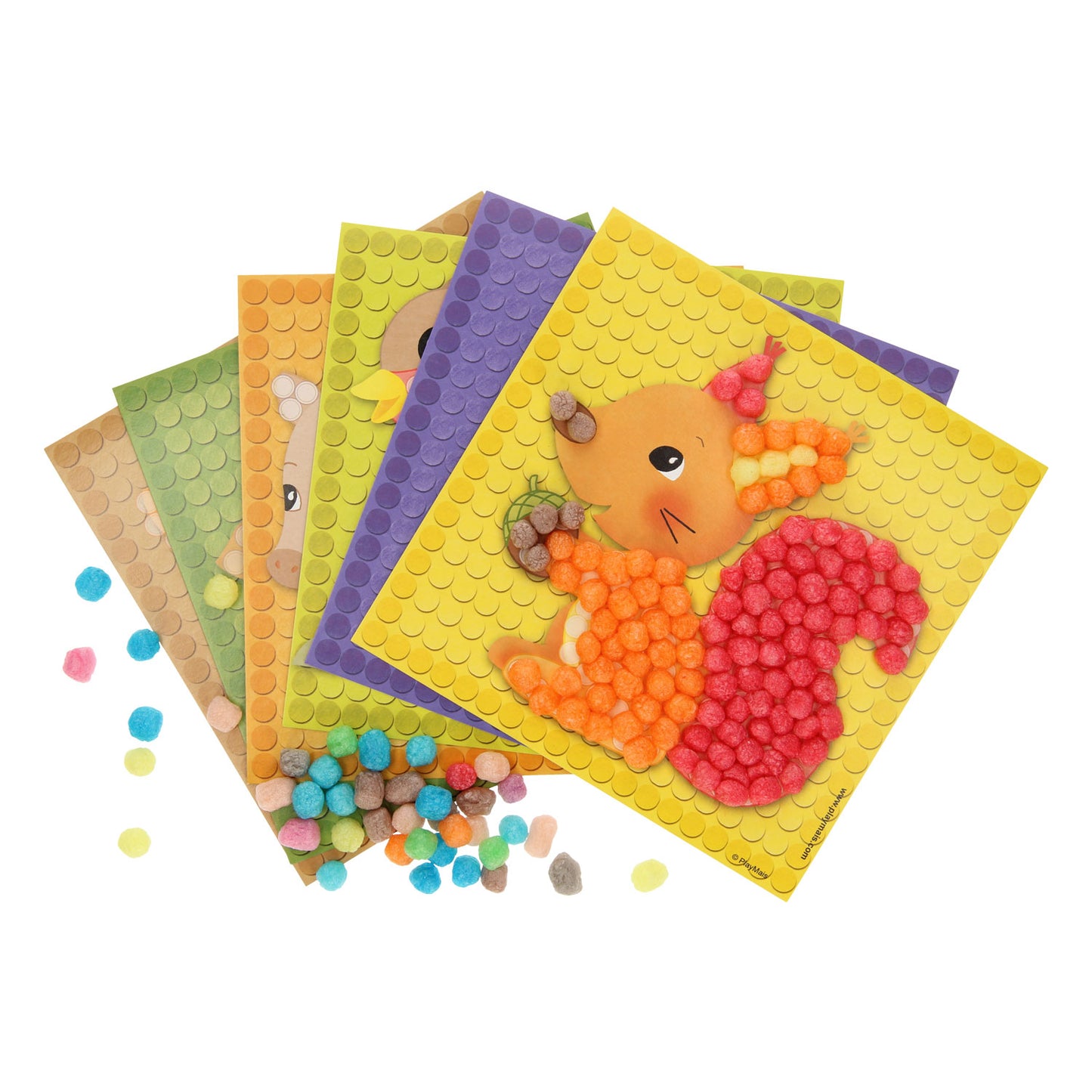 Les cartes Playmais mosaic décorent la forêt