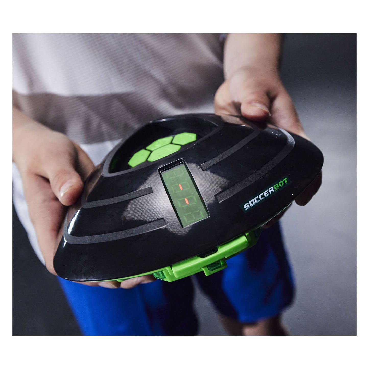 Match de football Spectron Smartball Soccerbot