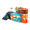 Disney Cars Garage Glow Racers avec 3 voitures