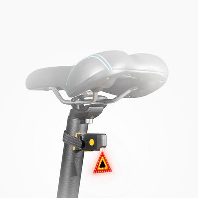 Buzaglo ne s'est pas trompé triangle LED d'avertissement