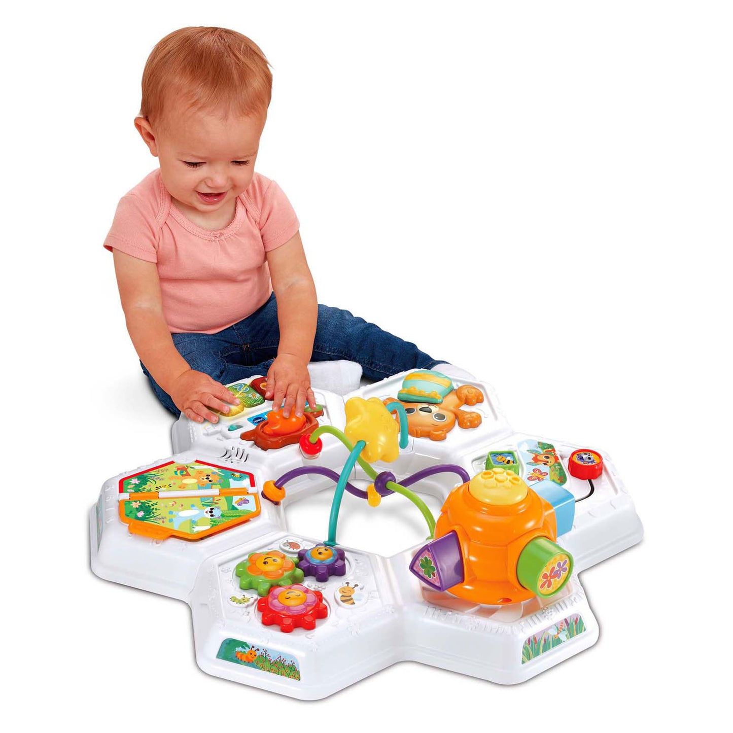 Vtech occupé à la table de jeu