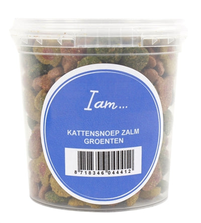 Je suis des légumes de saumon de bonbons de chat