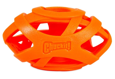 Chuckit respire le football droit