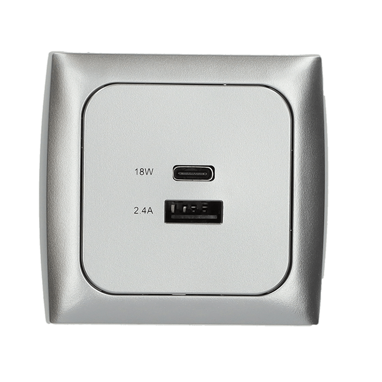 Prise de chargement USB C-line avec USB-A et USB-C avec cadre opale argent