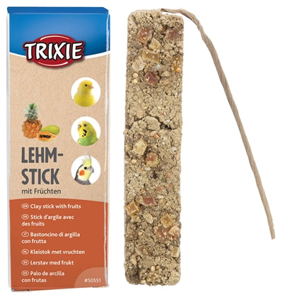 Trixie Kleistok avec des fruits