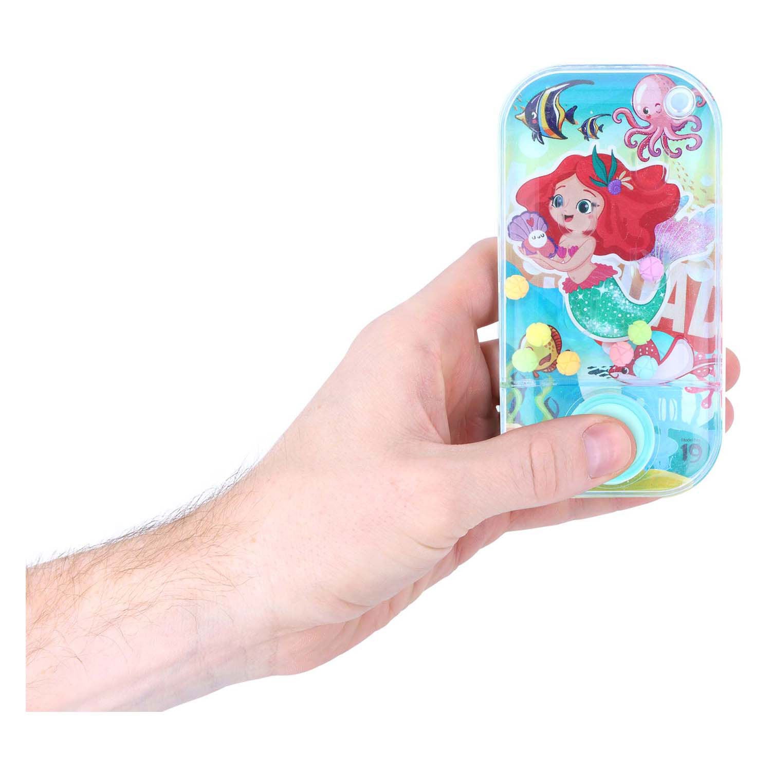 Jeu de patience avec l'eau, sirène