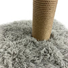 Feeiii grattant le poteau en peluche gris clair