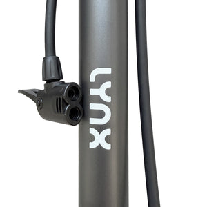 Pompe à vélo Lynx avec manomètre noir