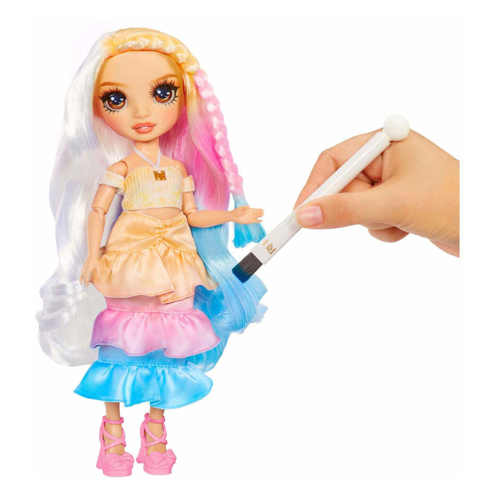 MGA Entertainment Rainbow High Watercolor Créer des yeux bruns modépops
