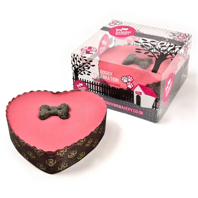 La boulangerie qui aboie le yogourt de boulangerie qui aboie le gâteau pownty coeur rose avec bougie
