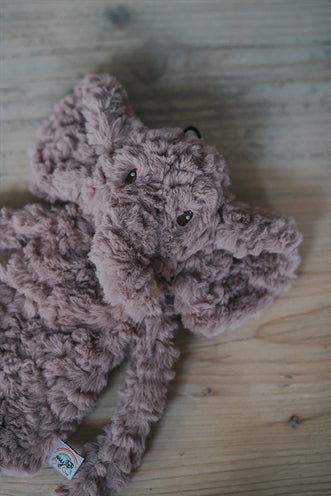 Mon chien mon chien éléphant peluche rose