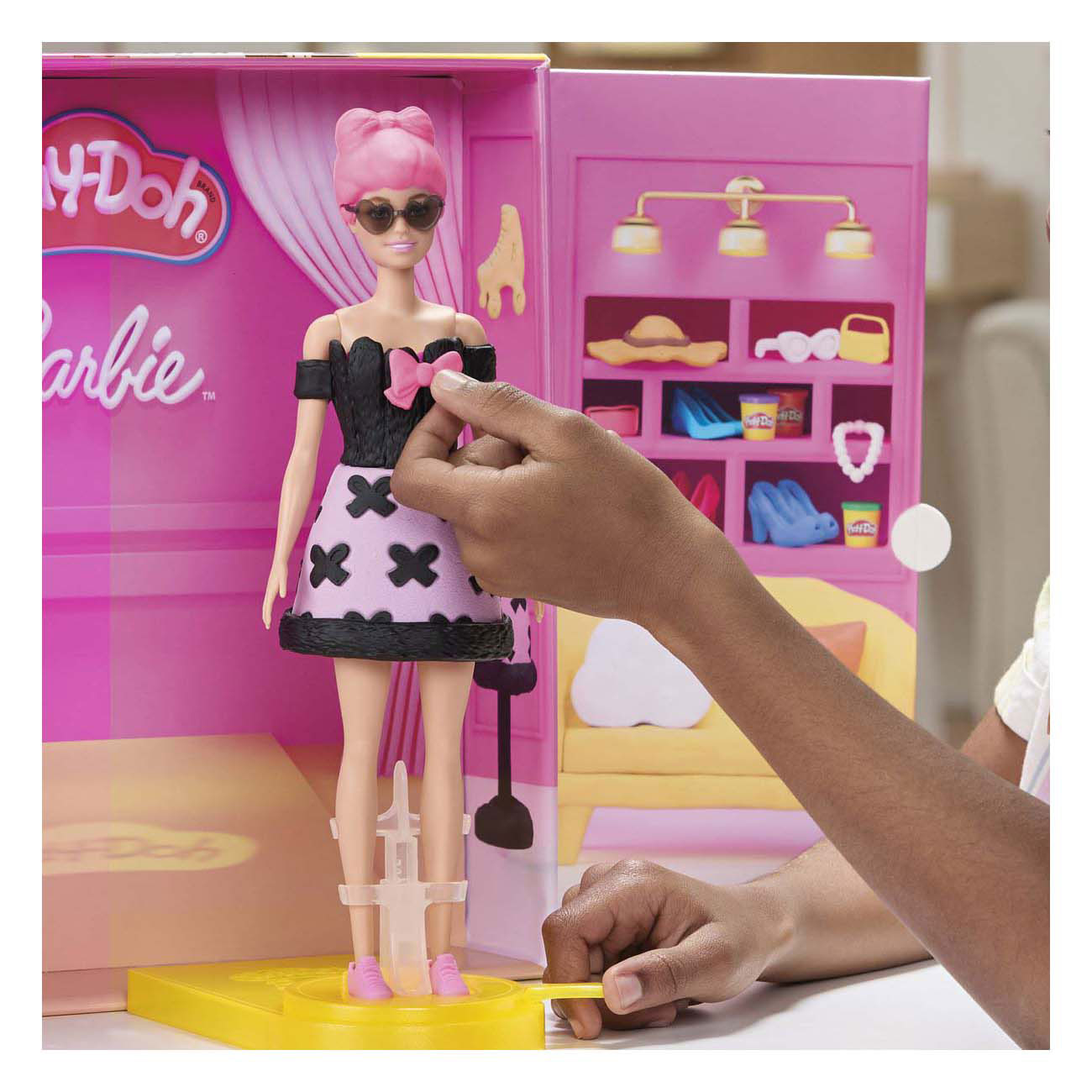 Défilé de mode de créateur Play-doh Barbie