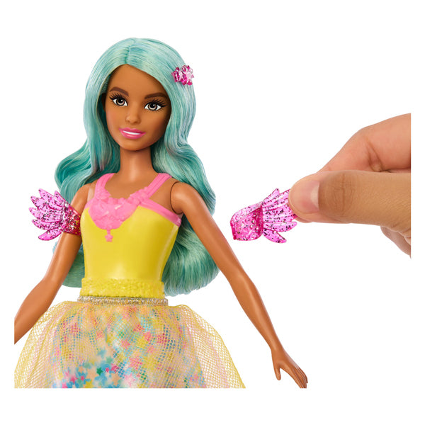 Mattel une touche de cheveux bleus de la poupée de mode