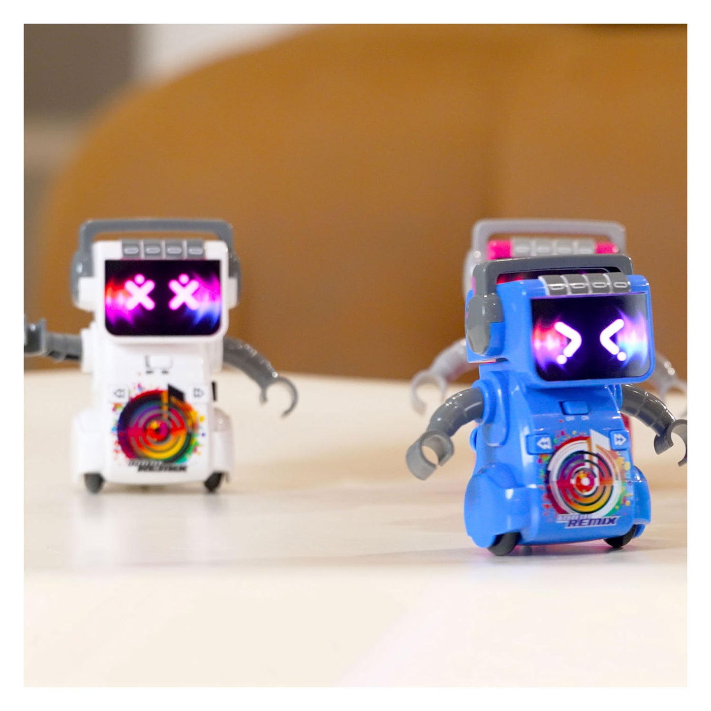 Robot de danse blanc Silverlit robo remix - incl. Éclairage LED