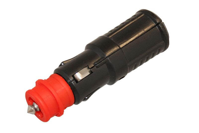 Prise universelle 12 volts
