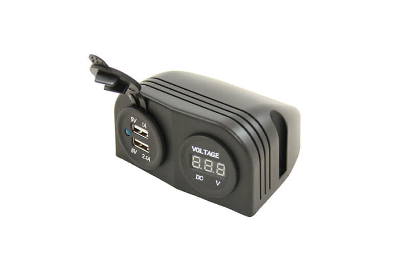 Voltmètre numérique pour ligne électrique 10-30 V et 2 chargeurs USB-A max. Courant de charge 3,1a en saillie