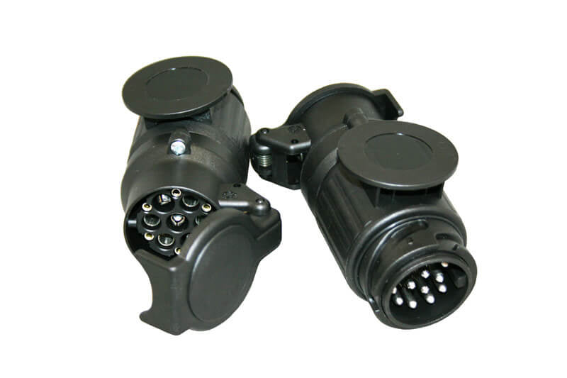 Adaptateur DIN 13 broches vers multicon 13 broches ouest