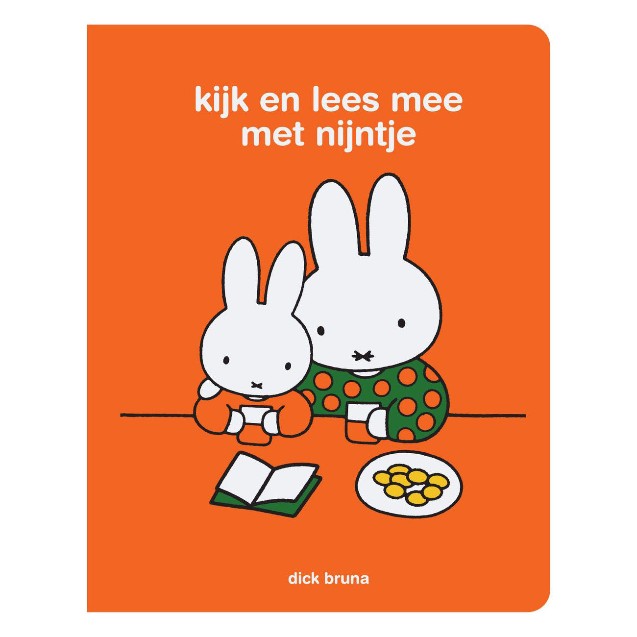 Central Book House regarde et lis avec Miffy